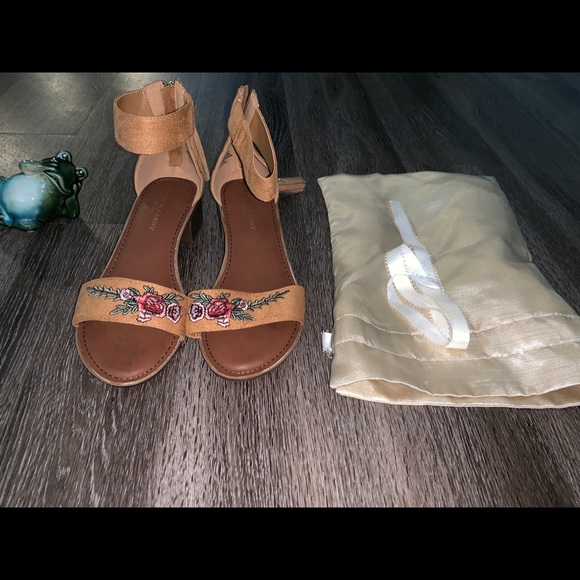 Brown suede Sandals - Picture 5 of 5
